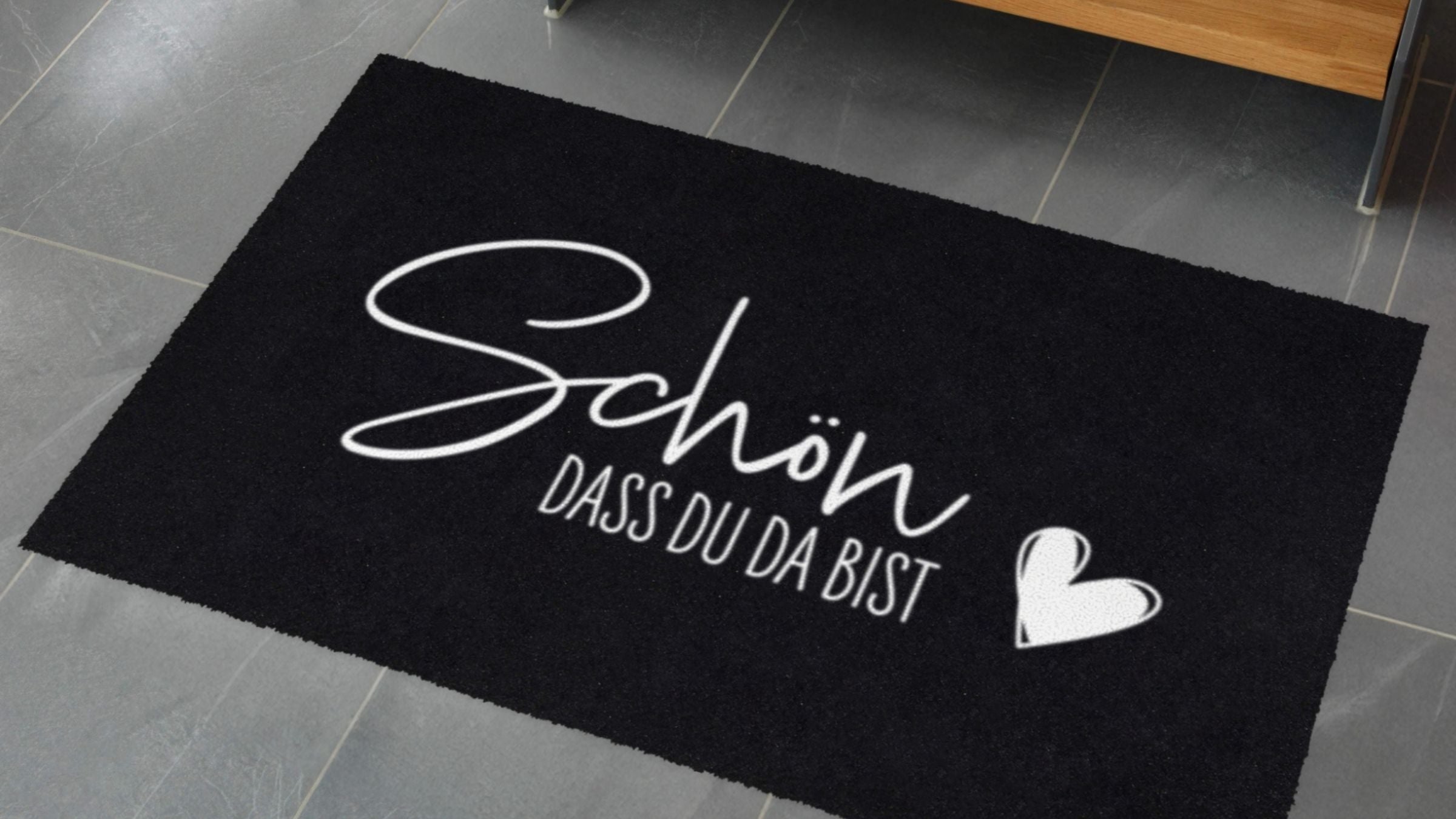 Fußmatten mit Schriftzug